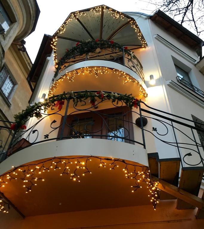 Odelana Apartments Odessa Buitenkant foto